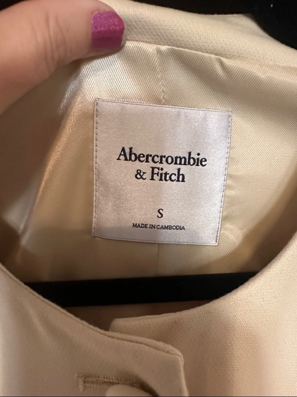 Abercrombie & Fitch Pale Yellow Collarless Button Front Suiting Blazer - Picture 3 of 7